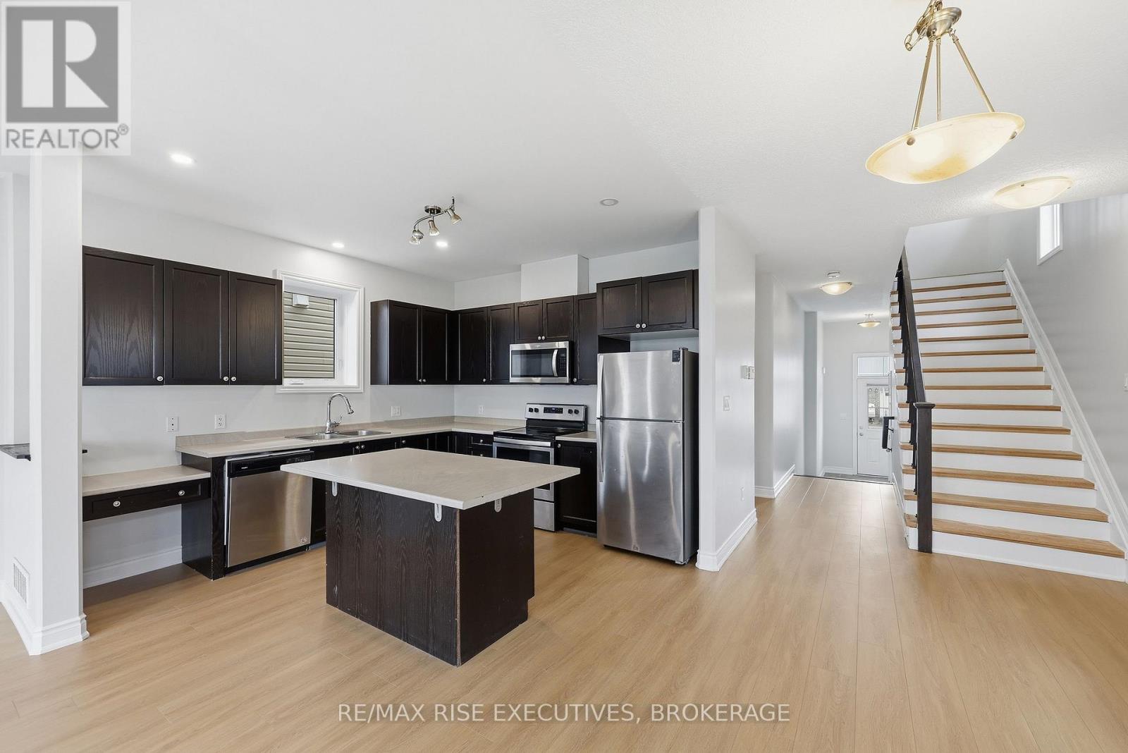 567 BETH CRESCENT - Image 11