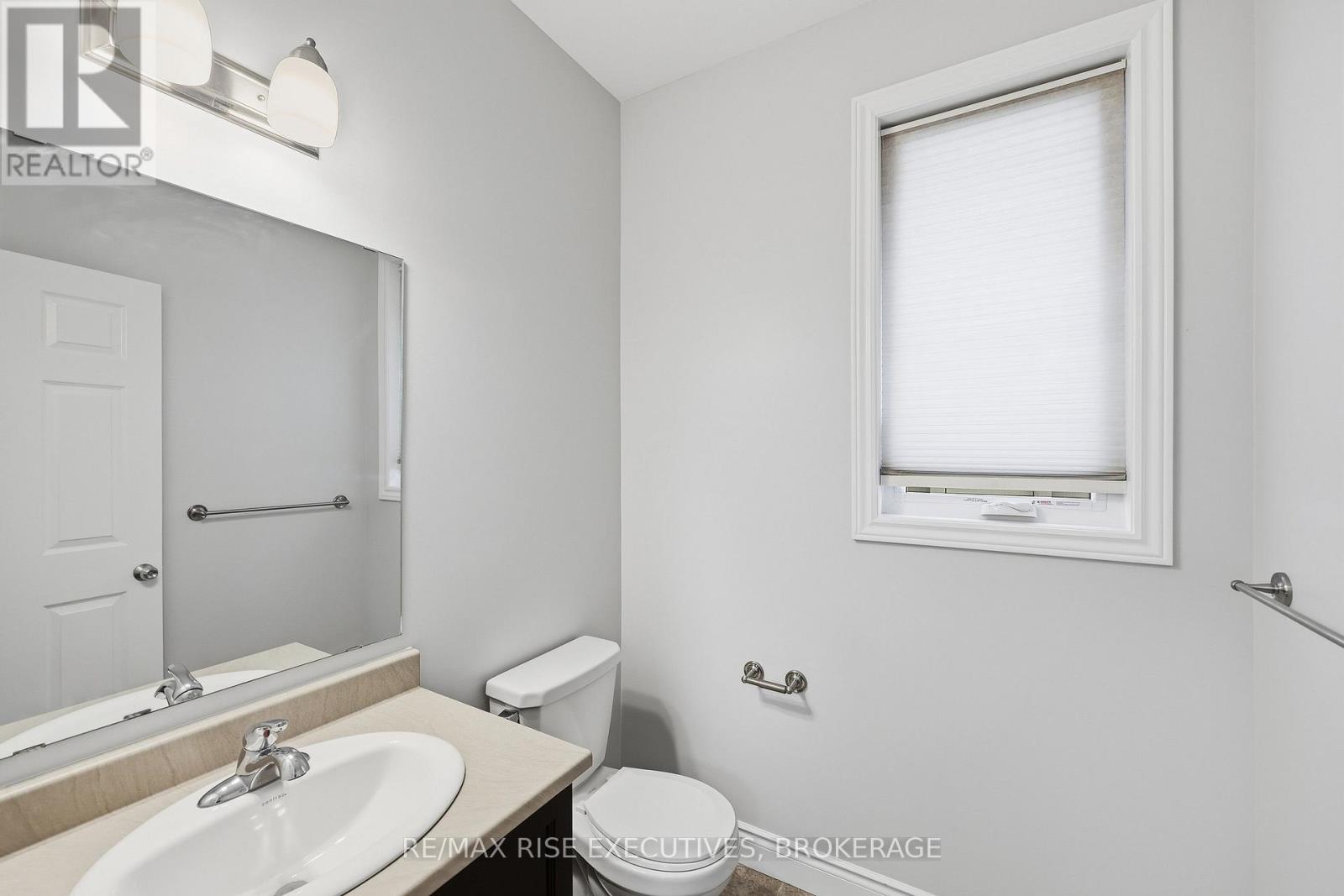 567 BETH CRESCENT - Image 21