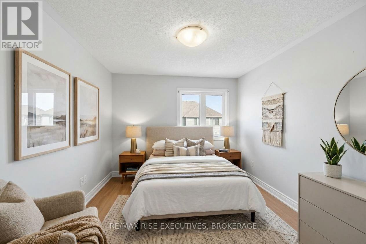 567 BETH CRESCENT - 34