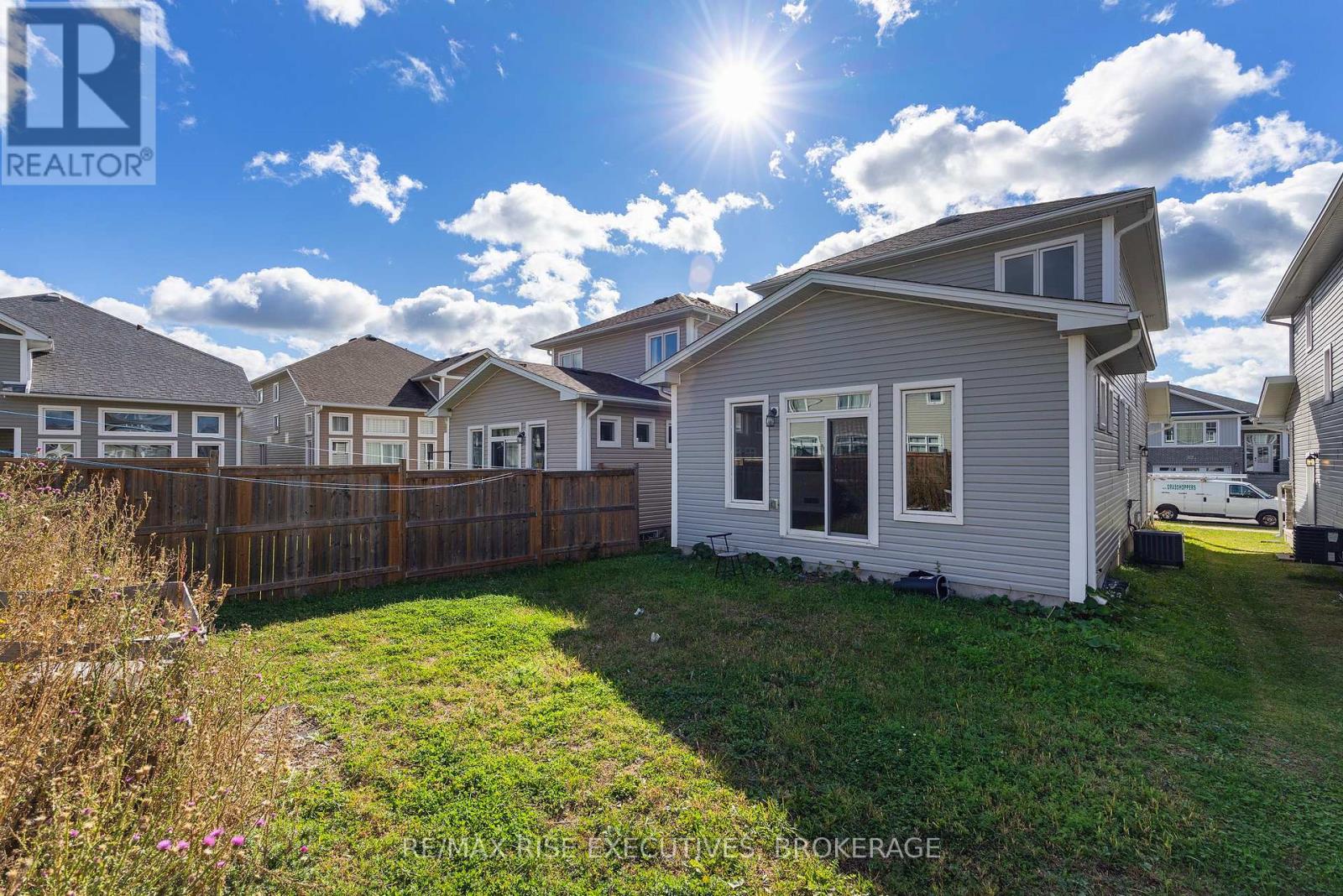 567 BETH CRESCENT - 45