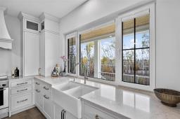 165 Gilbert Lane, Mitchell, MB R5G2P3 Photo 15