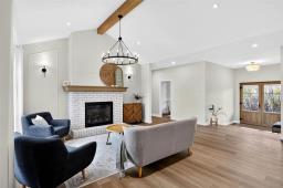 165 Gilbert Lane, Mitchell, MB R5G2P3 Photo 6