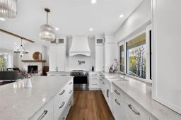 165 Gilbert Lane, Mitchell, MB R5G2P3 Photo 9