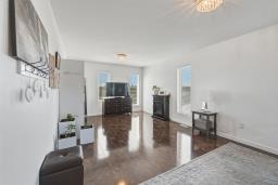 Kitchen - 65106 Spruce Road, Oakbank, MB R5N0R1 Photo 20