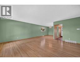 637 Willowburn Crescent SE - photo 8