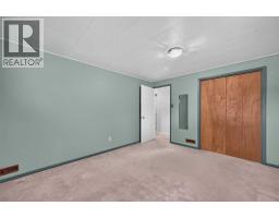 637 Willowburn Crescent SE - photo 36