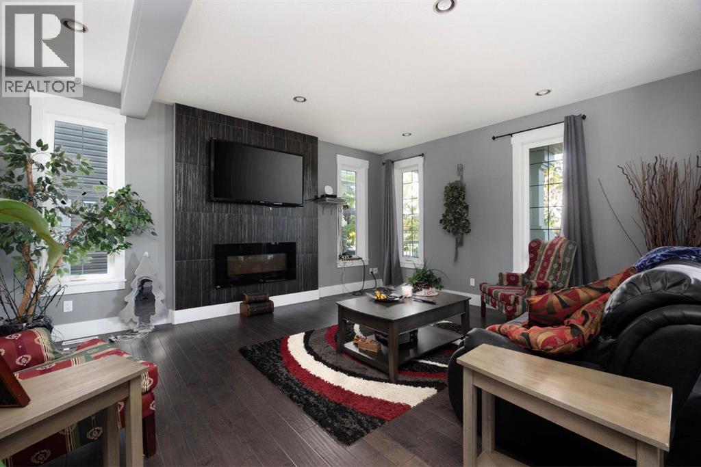 343 Blackburn Drive - 4