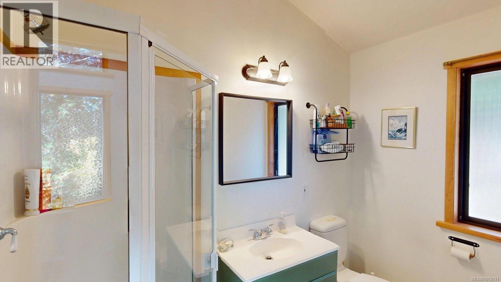 4318 Port Washington Rd, Pender Island