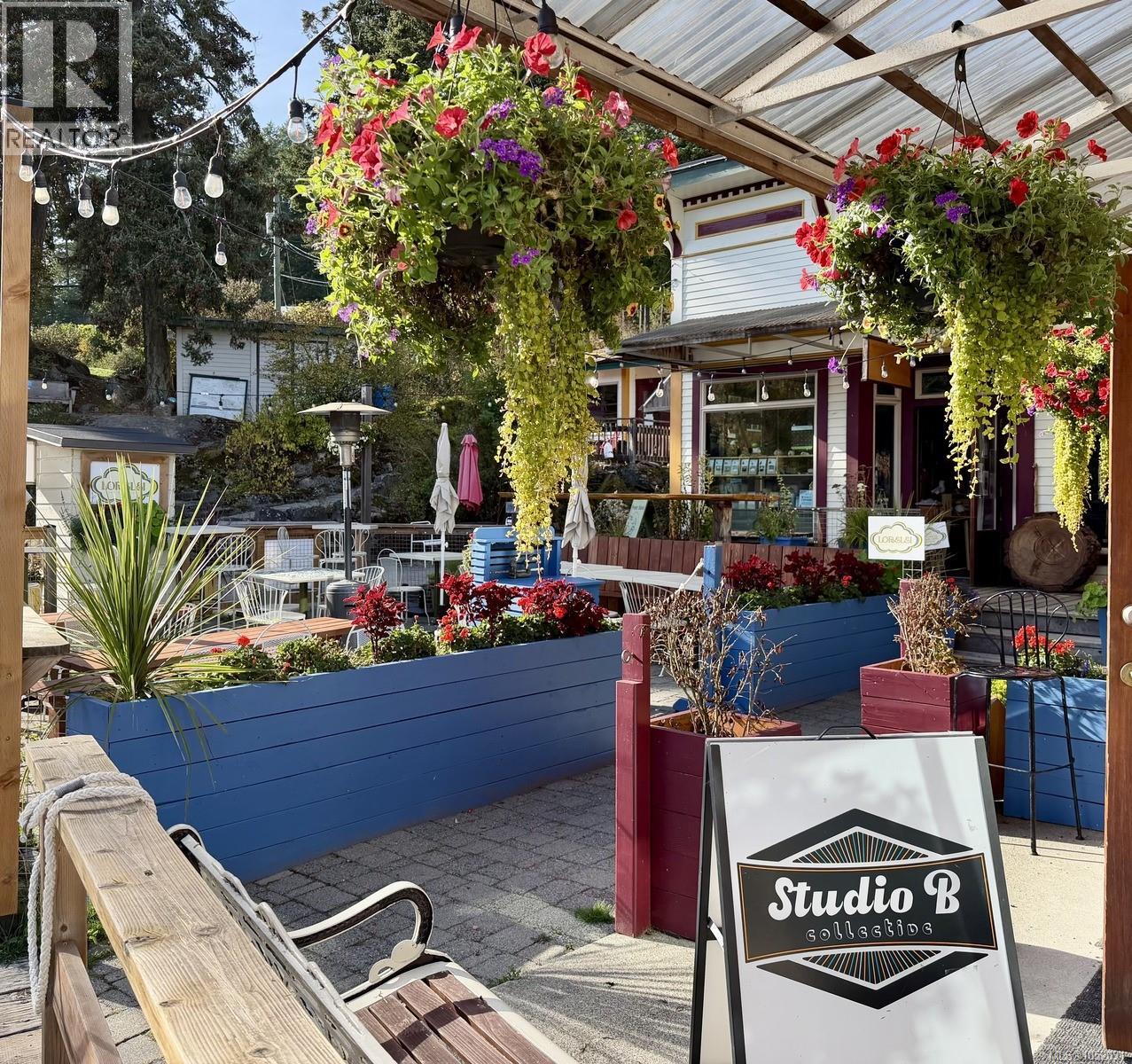 4318 Port Washington Rd, Pender Island