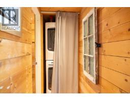 4318 Port Washington Rd, Pender Island, BC V0N2M1 Photo 14