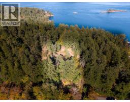 4318 Port Washington Rd, Pender Island, BC V0N2M1 Photo 26