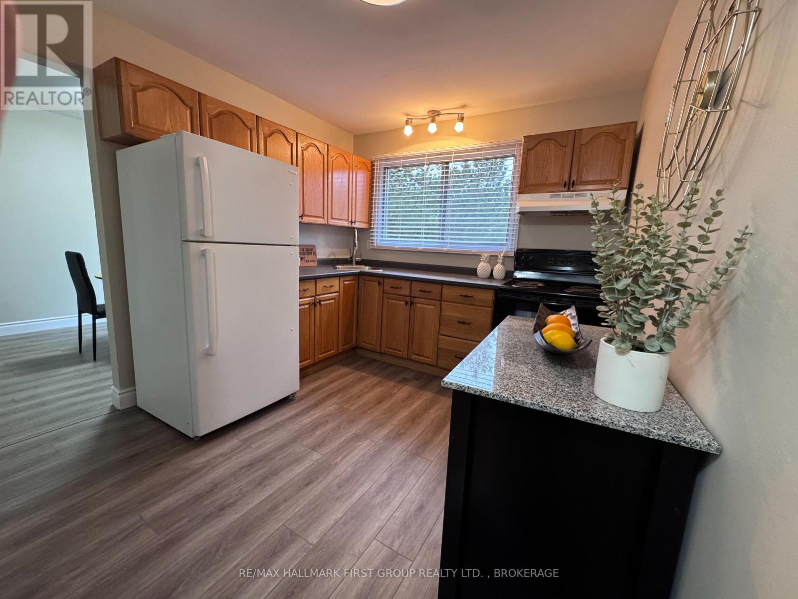 #17 23 ADDINGTON STREET - 6