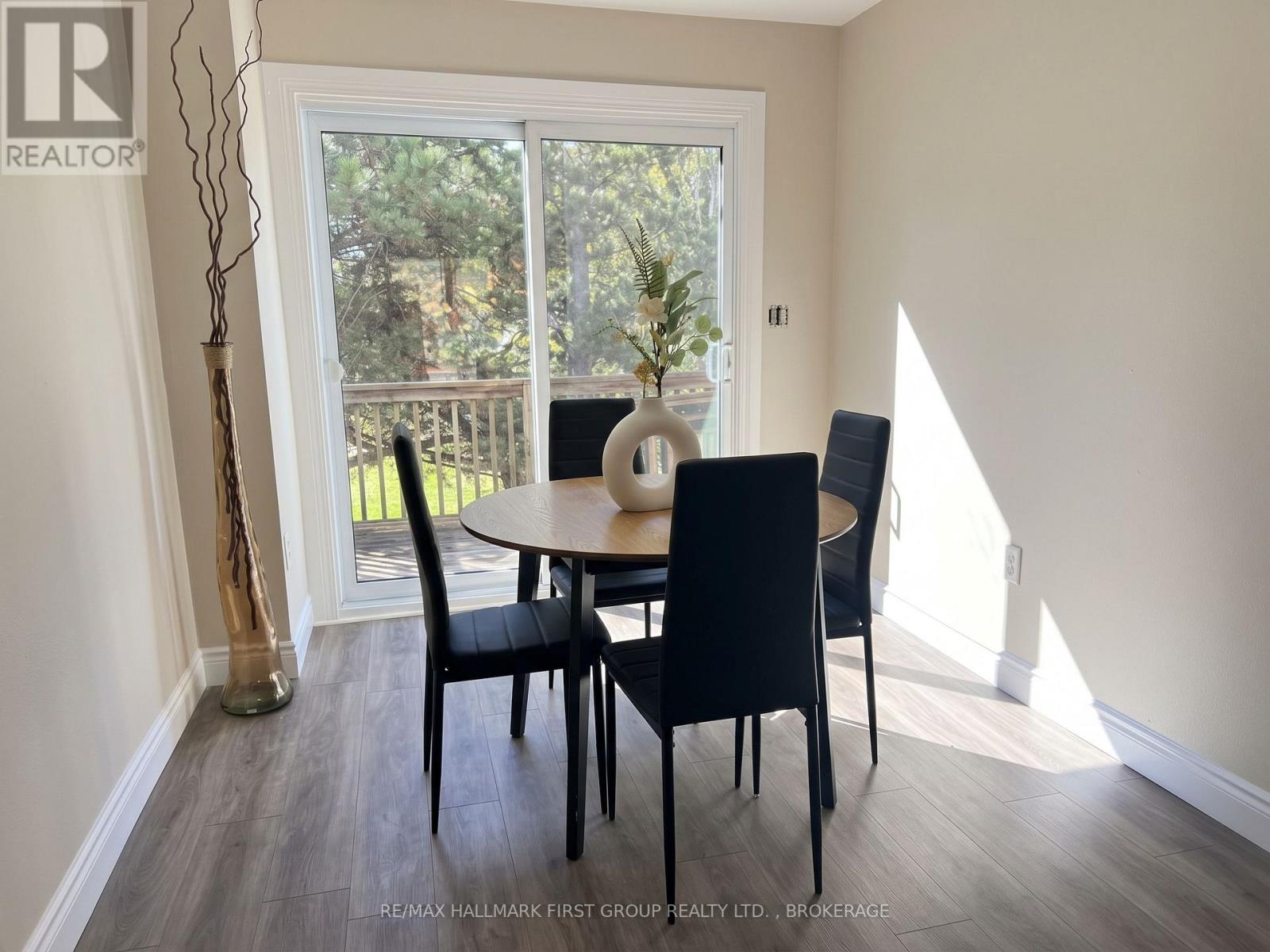 #17 23 ADDINGTON STREET - 8