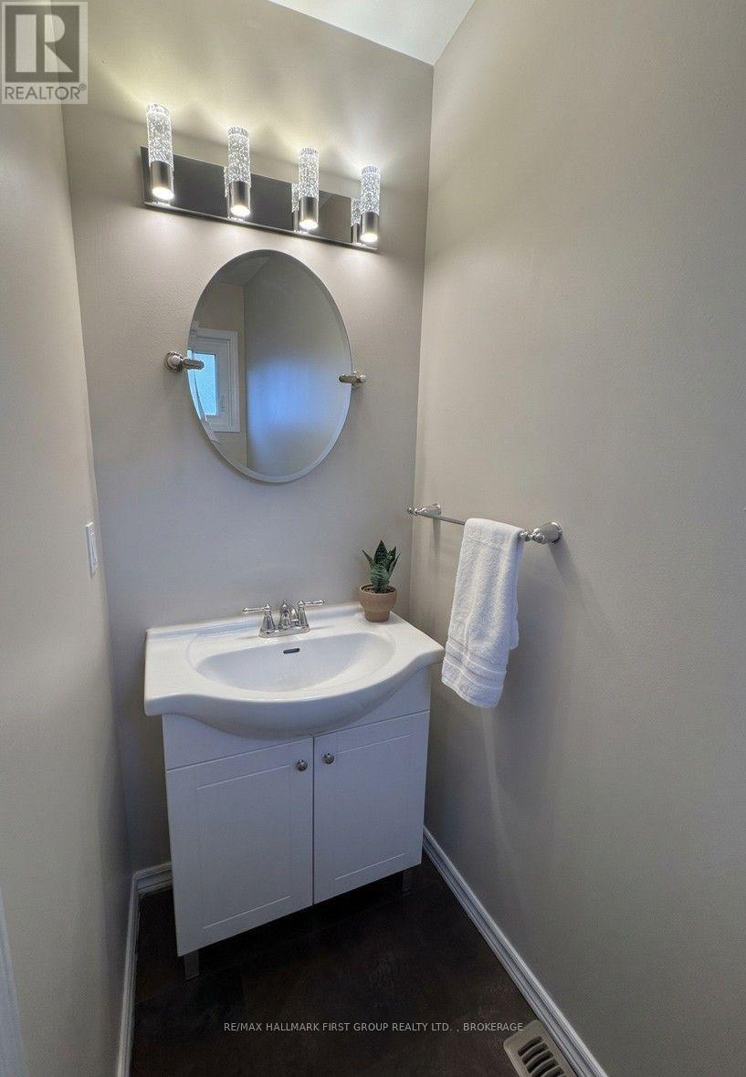#17 23 ADDINGTON STREET - 9