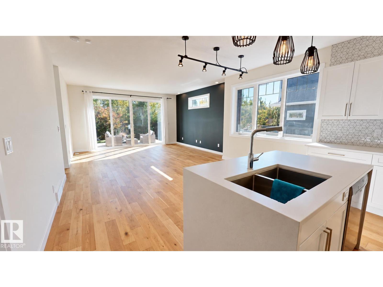 3381 CHICKADEE DR NW - 5