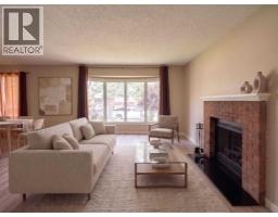 1095 Berkley Drive NW - photo 8