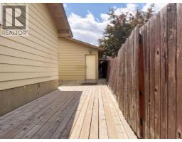 1095 Berkley Drive NW - photo 20