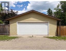 1095 Berkley Drive NW - photo 23