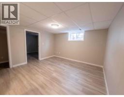 1095 Berkley Drive NW - photo 18