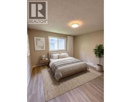 1095 Berkley Drive NW - photo 13
