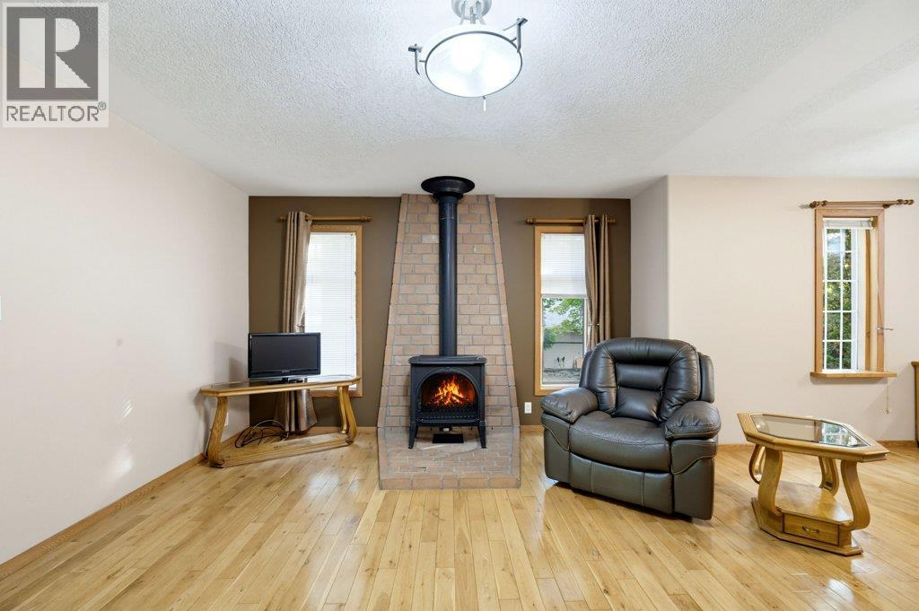 2457 Centennial Drive, Blind Bay