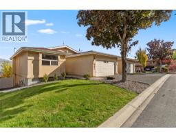 15 Hudson's Bay Trail Unit# 803, Kamloops, BC V2C6S6 Photo 58