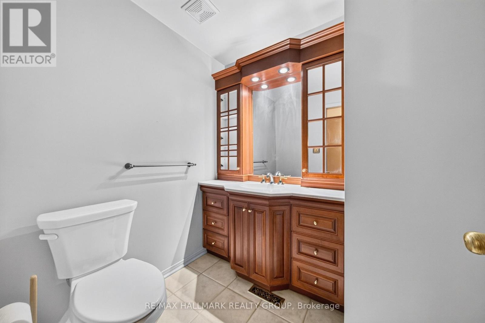 19 FALLOW COURT - 3