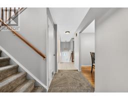 19 Fallow Court, Ottawa, ON K1T1W8 Photo 6