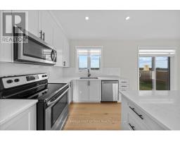 Laundry room - 332 Appalachian Circle, Ottawa, ON K2J6X3 Photo 8
