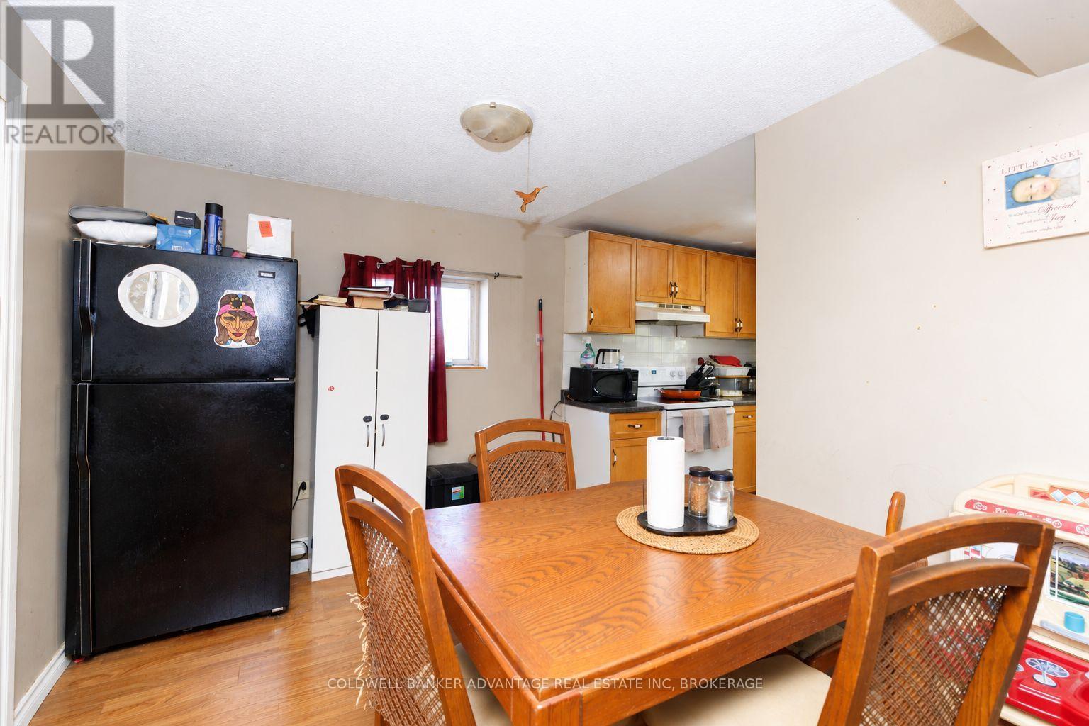 428 WALLACE AVENUE N - 6
