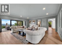 4pc Ensuite bath - 5 Bull's Lane, Hamilton, ON L9A1C7 Photo 10