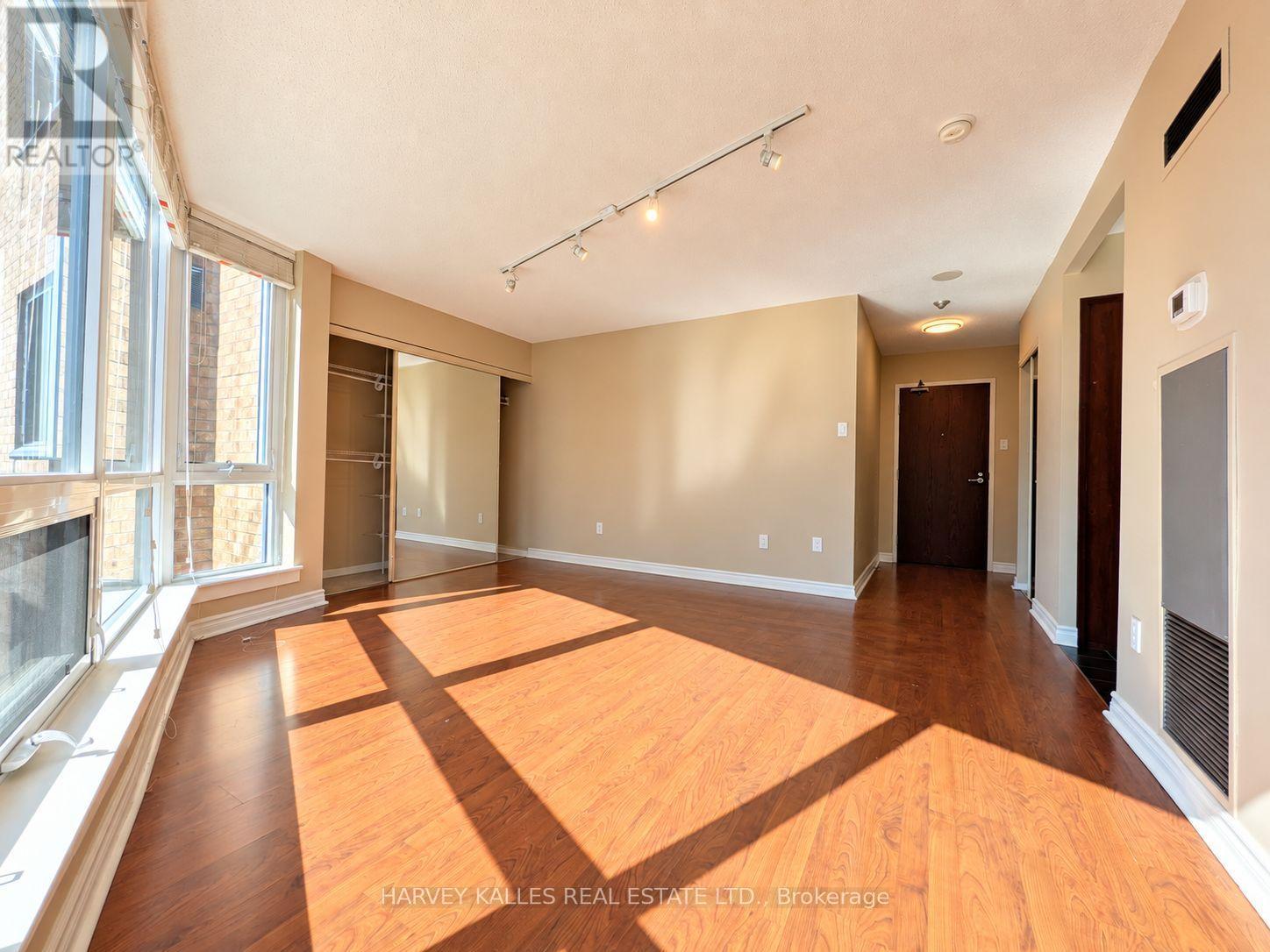 1010 - 1055 BAY STREET, Toronto (Bay Street Corridor) — photo 6