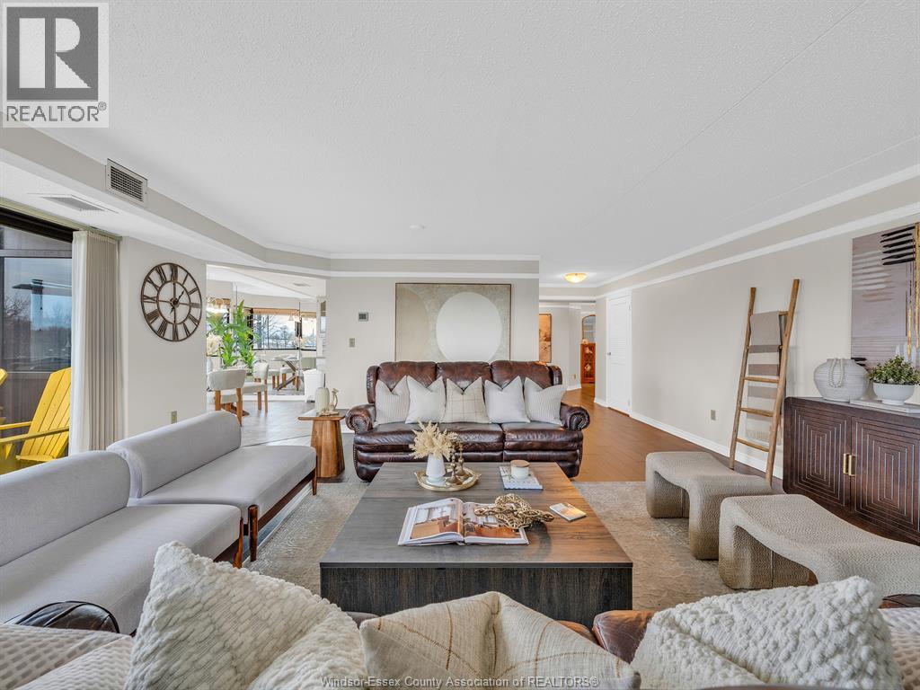 109 Robson Rd. Unit# 201, Leamington — photo 6