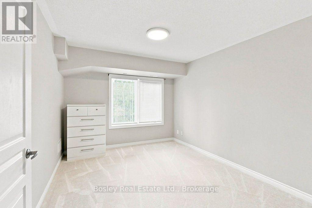 205 - 10 BRANDY LANE DRIVE, Collingwood — photo 8