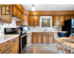 212 Whiteview Bay NE - photo 10