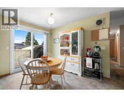 212 Whiteview Bay NE - photo 15
