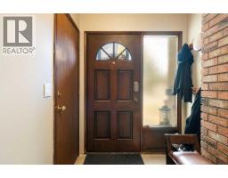 212 Whiteview Bay NE - photo 23