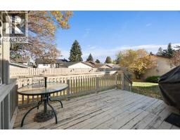 212 Whiteview Bay NE - photo 44