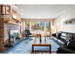 212 Whiteview Bay NE - photo 5