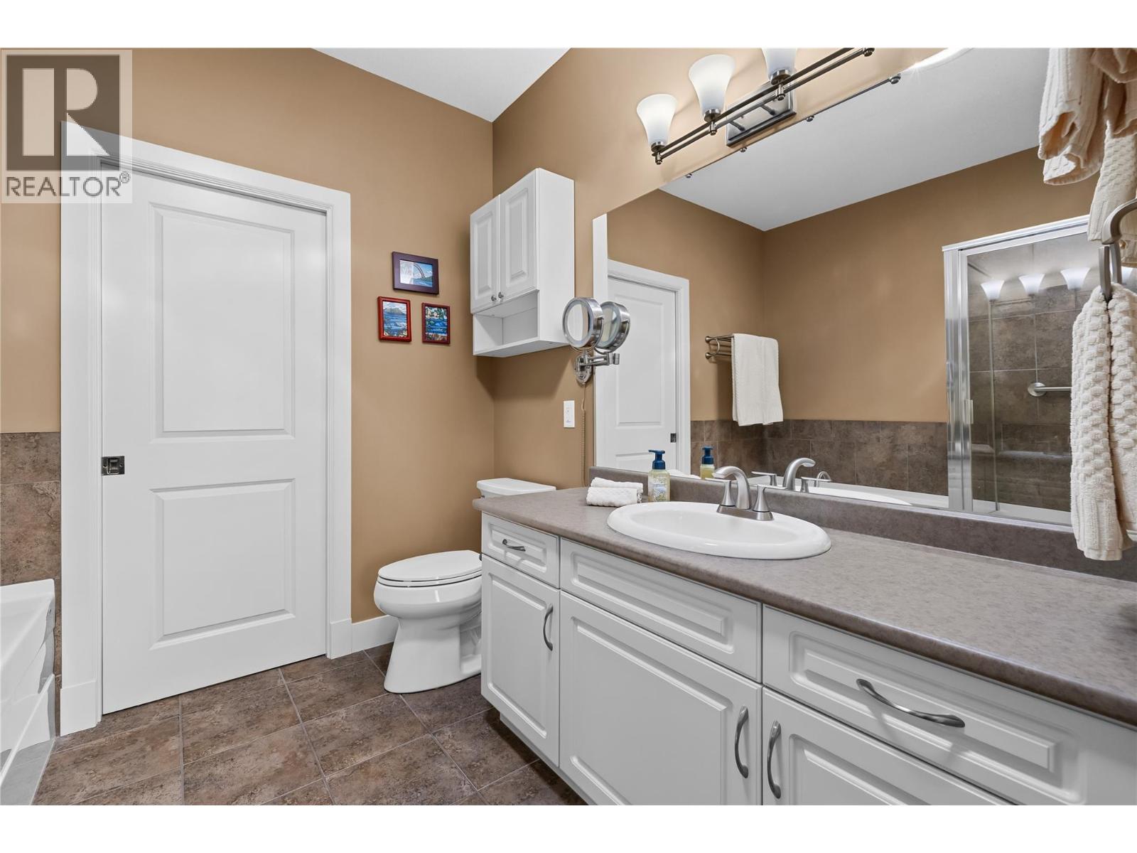  2181 Alvarado Trail, Westbank