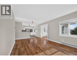 Dining room - 348 Shorts Road, Kelowna, BC V1Z3T8 Photo 9