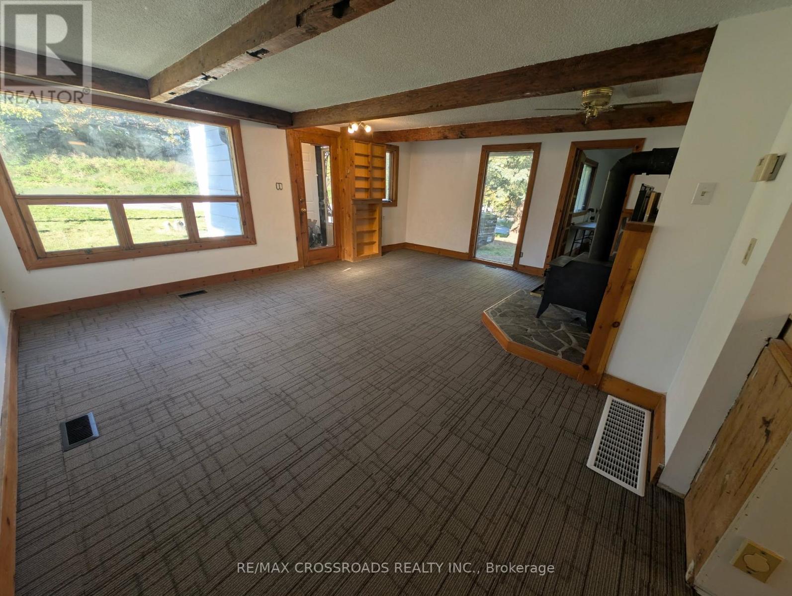 261 LAKEVIEW BOULEVARD - 6