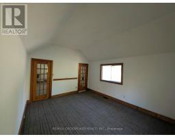 261 Lakeview Boulevard, Georgina, ON L4P2Y4 Photo 11