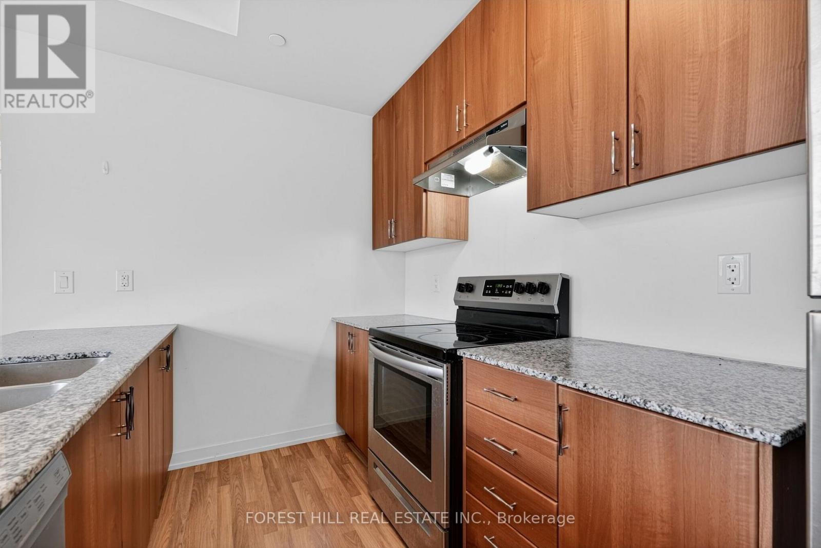 79- 370 Red Maple (Block C) Road, Richmond Hill, ON photo 7