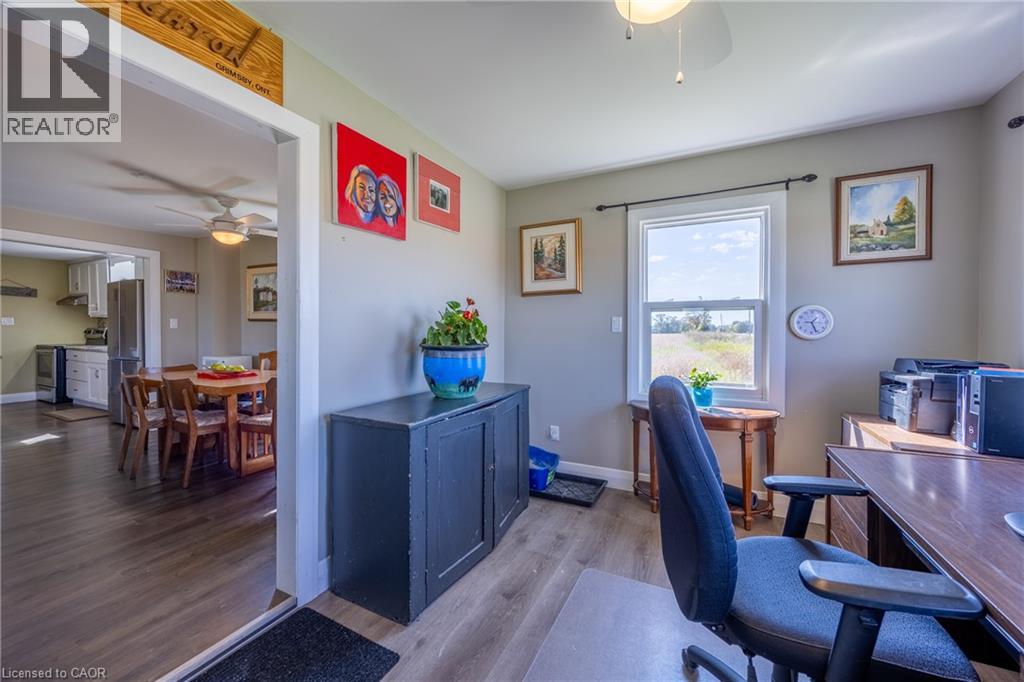 2936 LAKESHORE Road - 4