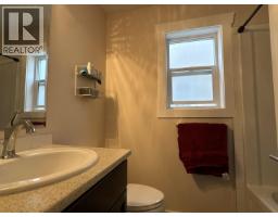 8618 74 Street, Fort St  John, BC V1J7J6 Photo 18