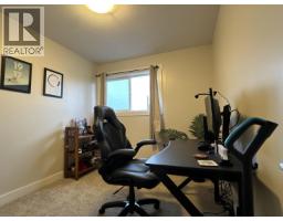 8618 74 Street, Fort St  John, BC V1J7J6 Photo 11