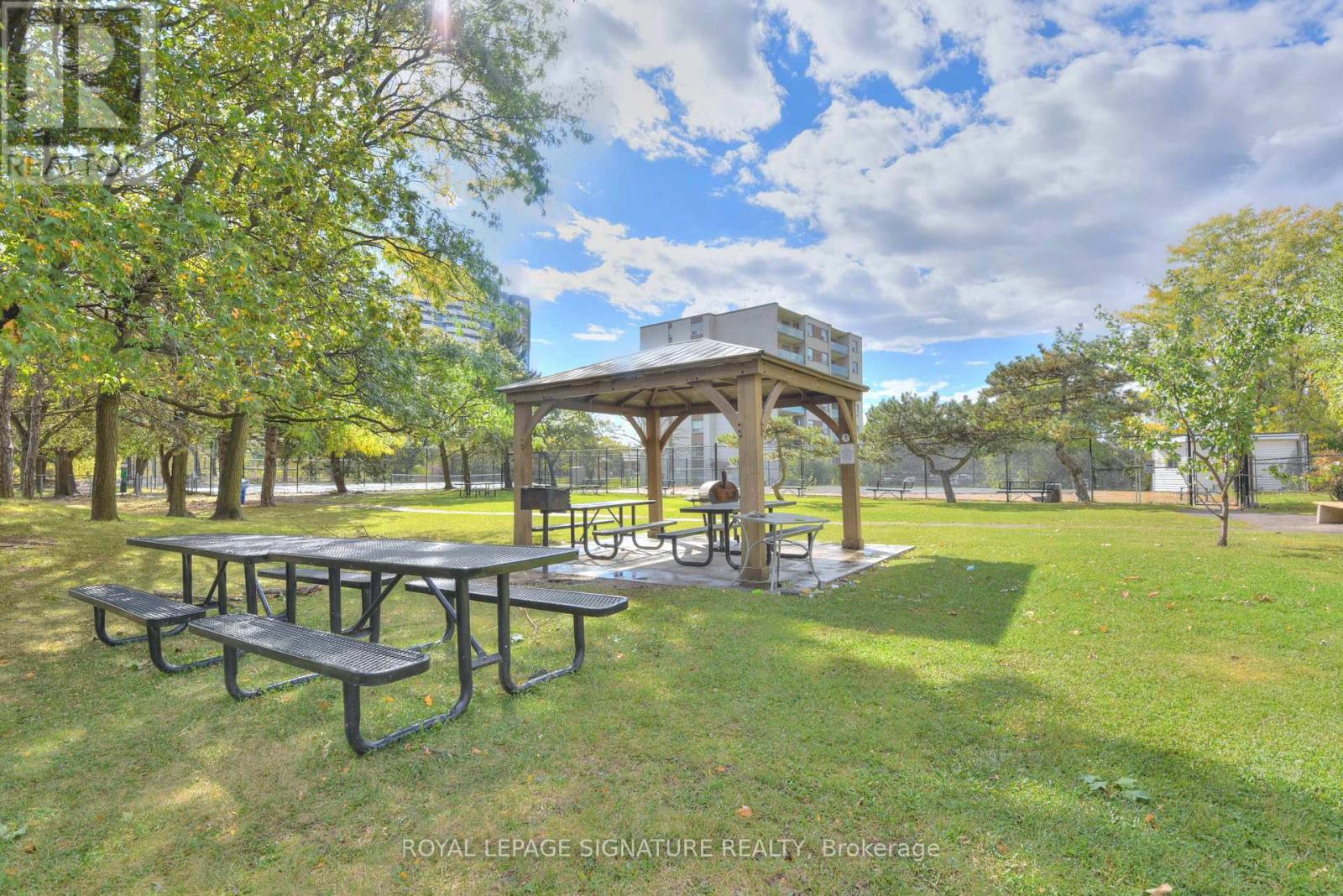 627 The West Mall — photo 49