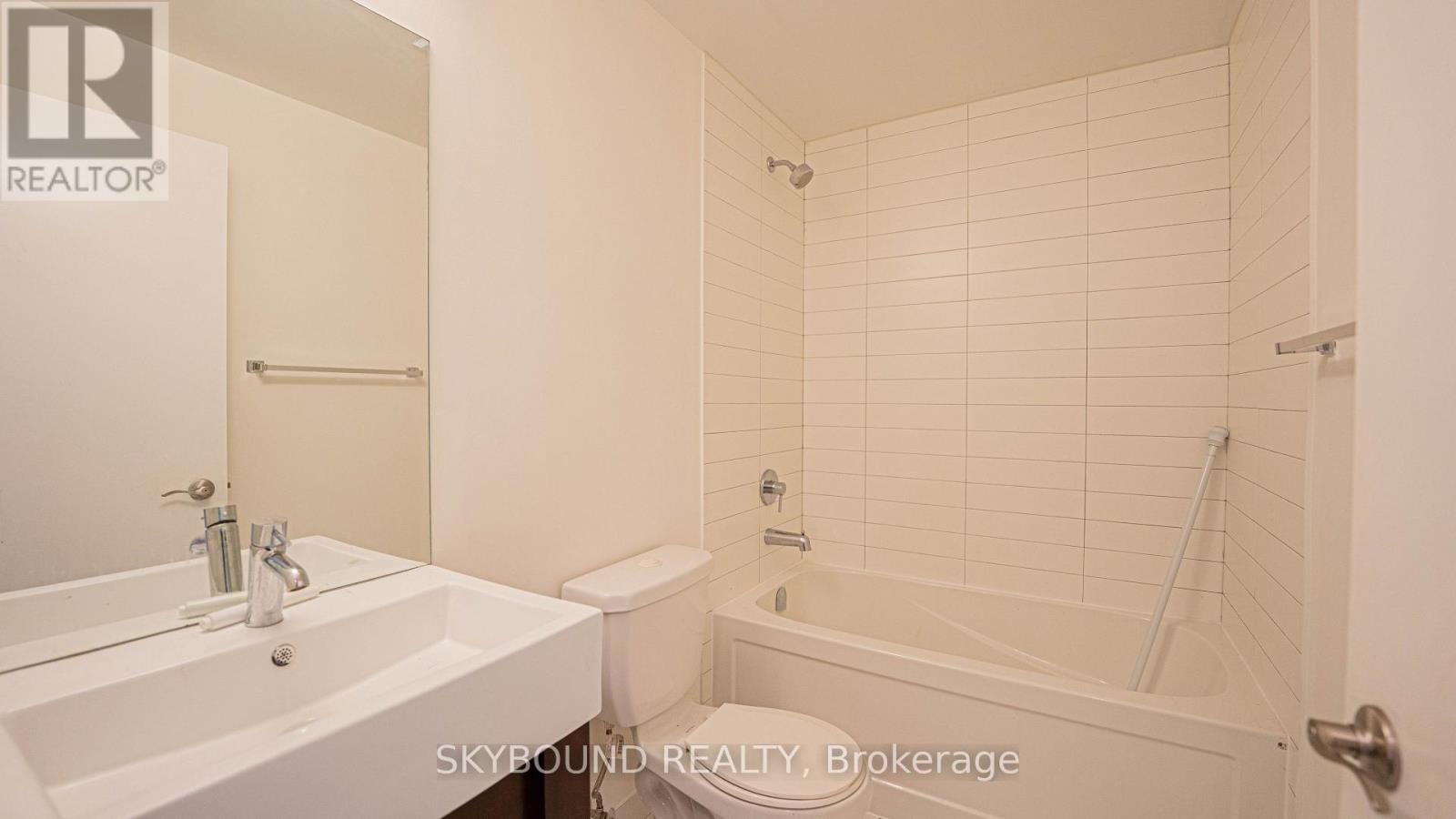 840 Queens Plate Drive — photo 14