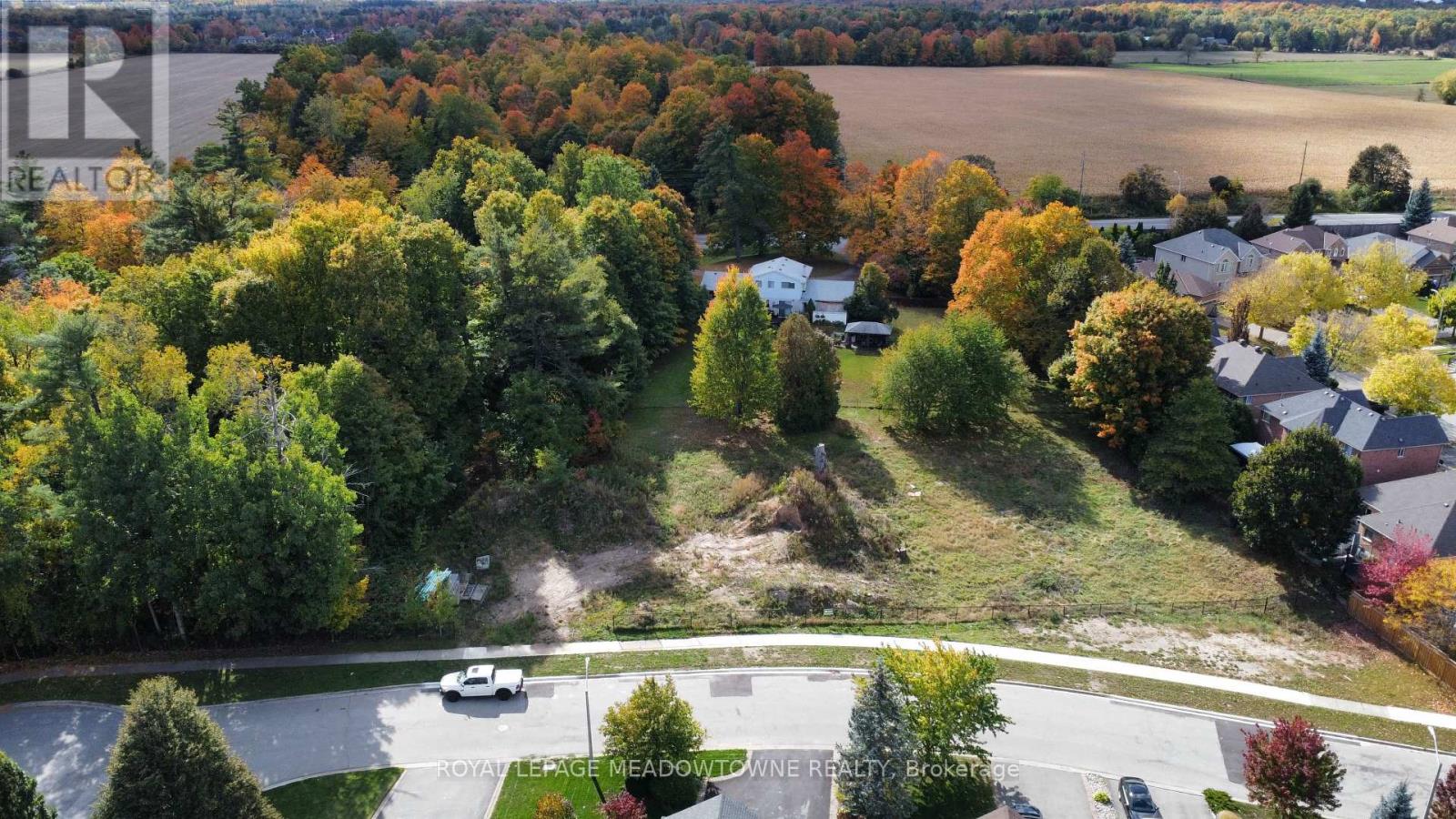 Lot 1 Newman Place, Halton Hills, ON photo 6